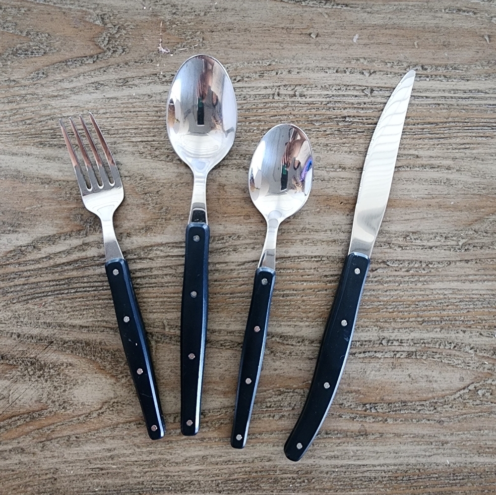 Bee & Willow 4 Piece Mid Century Flatware